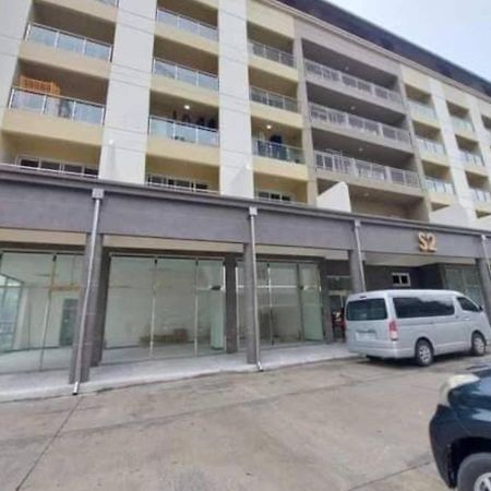 Spacious Luxury Condo W/ Kitchen Beside Hilton Clark D'Heights Mabalacat Dış mekan fotoğraf